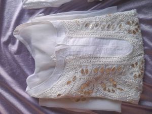 White Lucknowi Chikankari Kurti Price Drop 🥳 Just