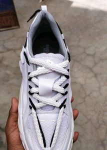 Sport Shoes 6 To 10 Size Available