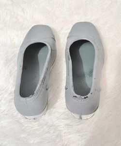 🎀 Cute Gray Slip-On Flats 🩶
