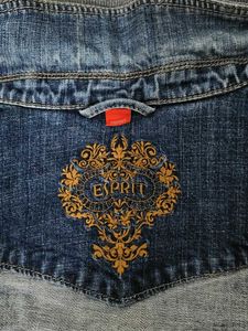 Pinterest girl denim jacket, perfect for layering