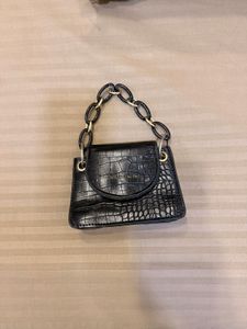 Stylish Black Croc Embossed Handbag