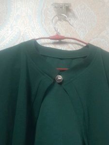 Green short shrug for women