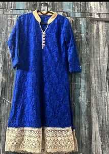 Elegant Blue Floral Embroidered Kurta