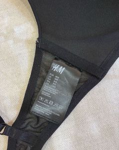 H&amp;M Comfortable Black Bra