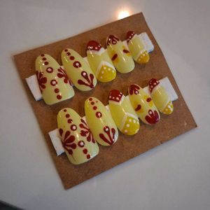 Yellow traditional Press-On Nails