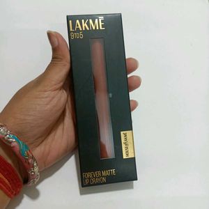 Lakme Forever Matte Lip Crayon