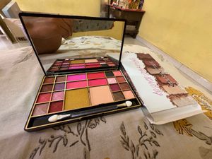 eyeshadow