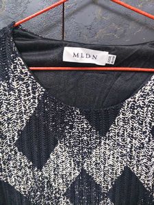 Chic Geometric Print Top