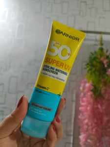 Garnier Super UV Cooling Watergel Sunscreen