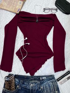 Off Shouldered Slit Top