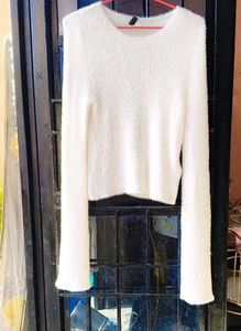 Fluffy White Cropped Sweater top