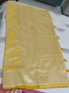 Beautiful Yellow Saree 🎉