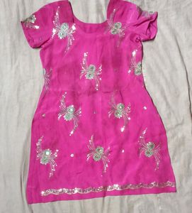 MAGENTA Patila Salwar Suit