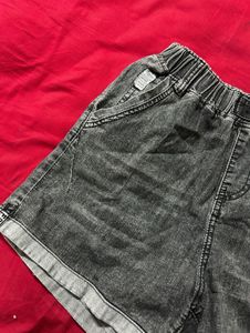 Stylish Grey Denim Shorts