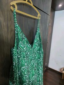 H&amp;M Tropical Green Leaf Print Dress