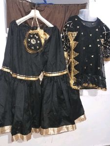 Elegant Black & Gold Kurti with duppatta and ghara