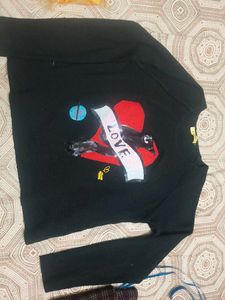 Love Graphic Sweater in Xl size for women