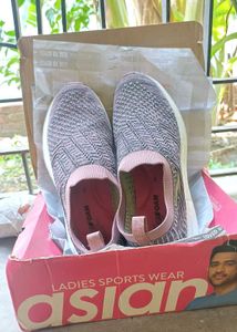 Comfortable Pink &amp; Grey Knit Slip-on Sneakers