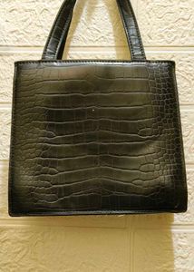 Wallet Attached Mini Bag