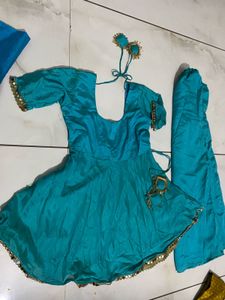 Elegant Teal Dupatta with Mirror Work