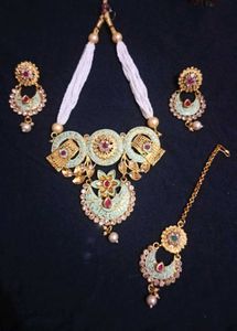 neckless