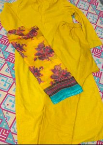yellow kurta set  with chiffon dupatta