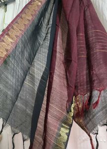 Elegant Maroon Dupatta with Gold Border