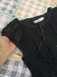 Elegant Black Cap Sleeve Dress