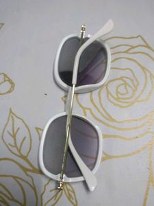 Stylish White Frame Sunglasses