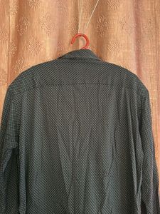 Men's Geometric Print Button-Down Shirt