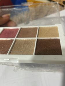 Eyeshadow Pallet , Highlighter