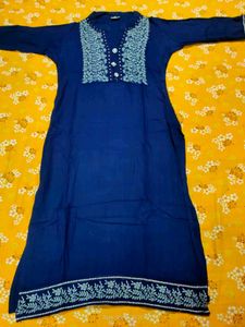 Elegant Blue Embroidered Kurta