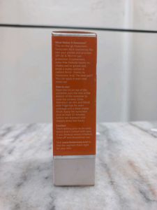 The Derma Co. Hyaluronic Sunscreen Stick