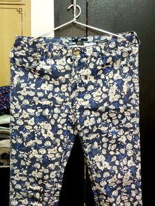 H&amp;M brand New Floral Jeans