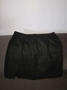Stylish Black Mini Skirt