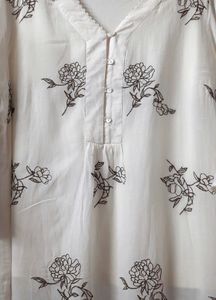 ❀ off-white top with camisole ❀