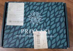 Priyaasi Original Sparkling Necklace set