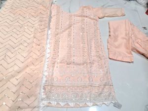 Elegant Peach Embroidered Kurta Set 3pc