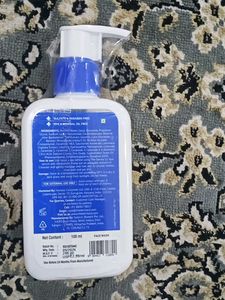 The Derma Co. 2.5% Benzoyl Peroxide Face Wash