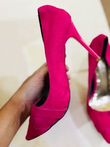 pink heels