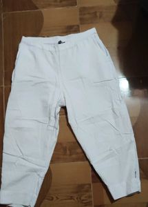 Comfortable White Cropped Pants