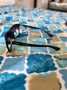 Stylish IDEE Black Sunglasses