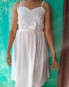 Cute White Bow Detail Dress