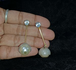 Pearl & Stone Earring