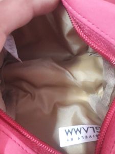 Myglamm Pom Pouch Combo 2