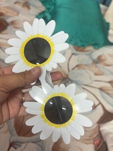 From Hopscotch Daisy Flower Sunglasses