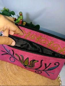 Embroidered Pink Hand Pyrse