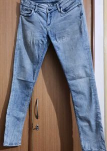 Light Wash Skinny Jeans