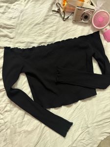 Off-Shoulder Ribbed Long Sleeve Top