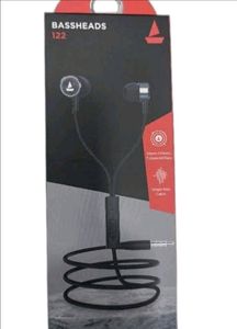 BoAt Bassheads 122 Earphones